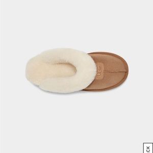 Coquette Slippers - UGG Size 9